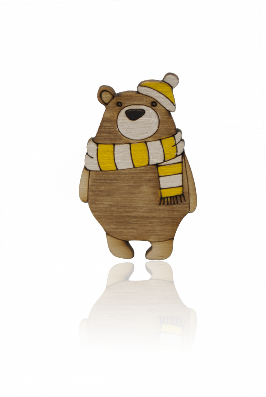 Drevená maľovaná brošňa - Medveď so žltým šálom